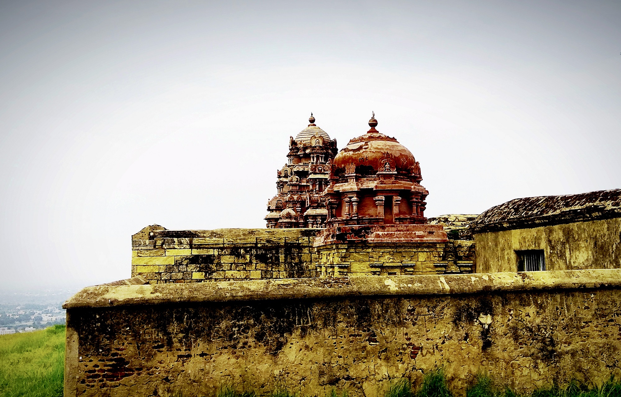 Dindigul, Tamil Nadu, known for Dindigul Fort and its historic landmarks